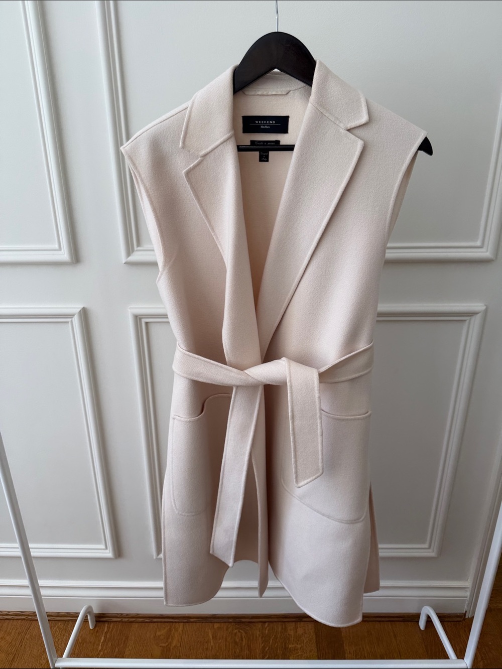 Weekend Max Mara Soft Ivory Sleeveless Belted Vest